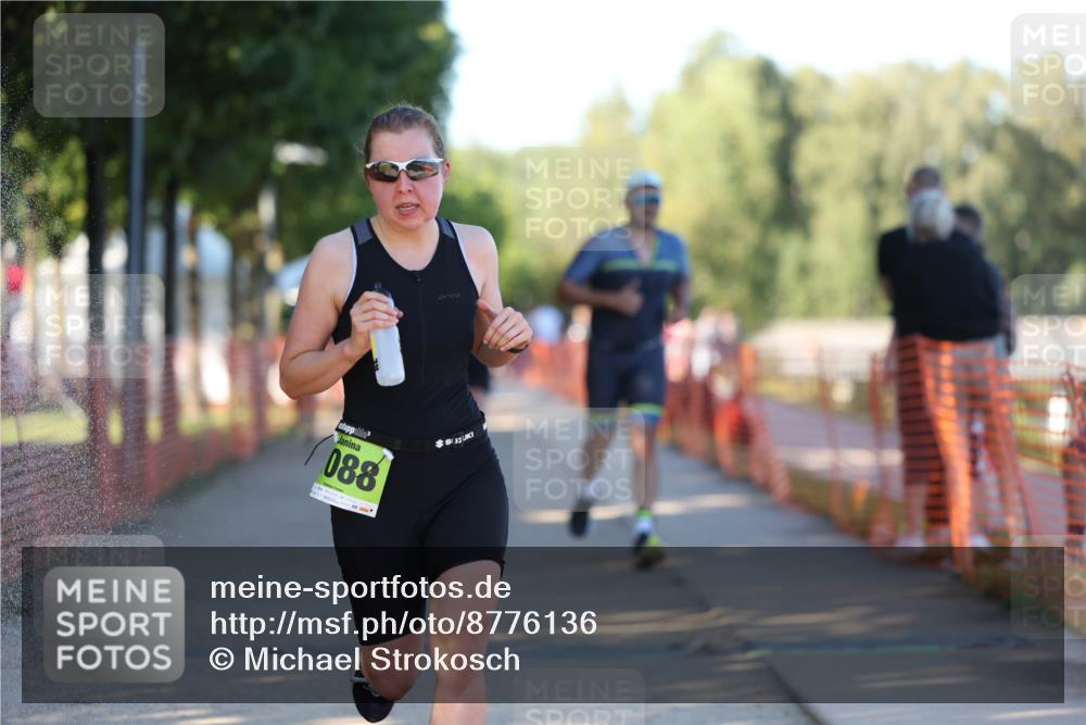 07.09.2025 - 19. Norderstedt Triathlon Michael Strokosch http://msf.ph/oto/8776136 07.09.2025 16:46:18 Laufen 887, 934, 1088, 1415, 1423, 1476, 1541, 1619 meine-sportfotos.de