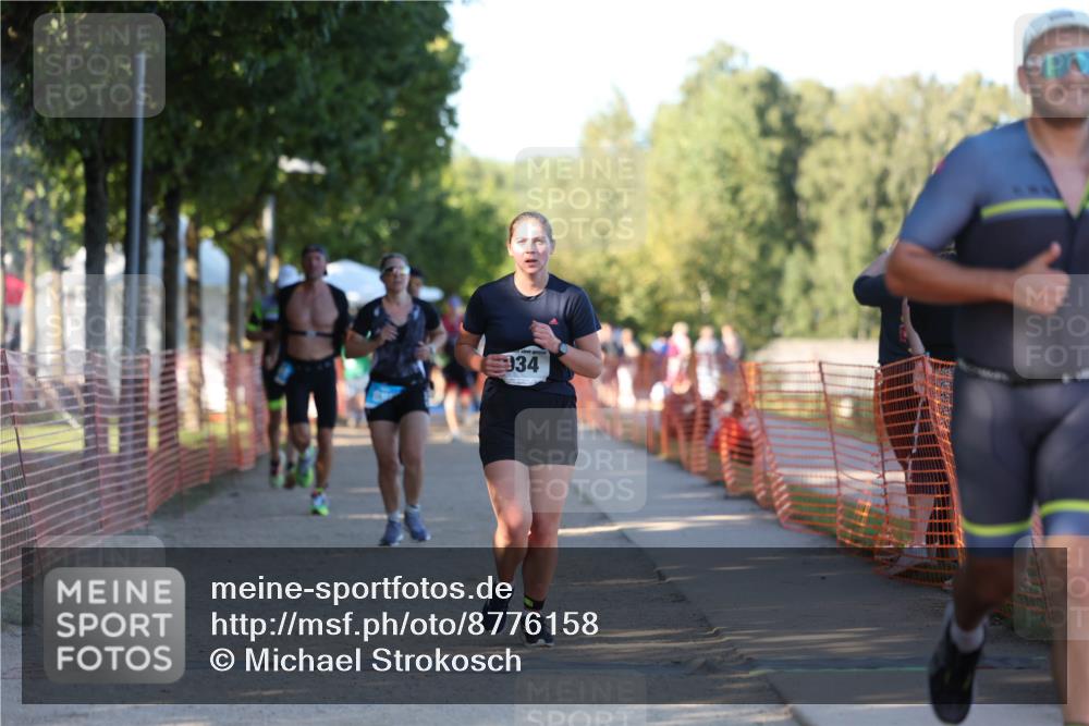 07.09.2025 - 19. Norderstedt Triathlon Michael Strokosch http://msf.ph/oto/8776158 07.09.2025 16:46:21 Laufen 866, 887, 934, 1088, 1415, 1476 meine-sportfotos.de