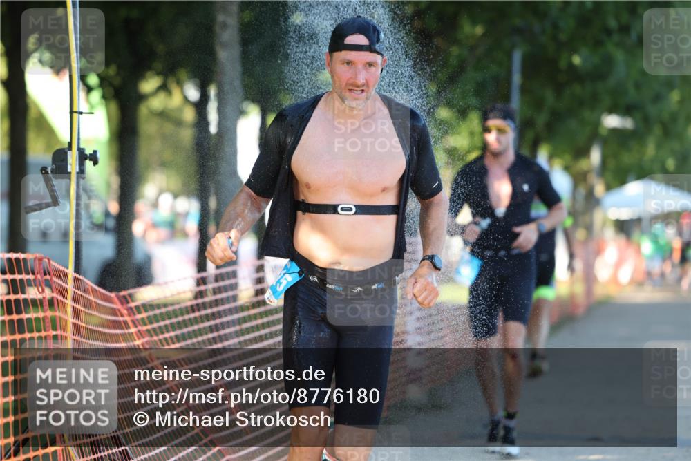 07.09.2025 - 19. Norderstedt Triathlon Michael Strokosch http://msf.ph/oto/8776180 07.09.2025 16:46:27 Laufen 397, 503, 866, 887, 1415 meine-sportfotos.de