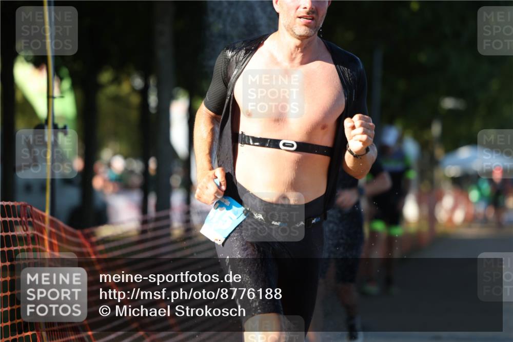 07.09.2025 - 19. Norderstedt Triathlon Michael Strokosch http://msf.ph/oto/8776188 07.09.2025 16:46:27 Laufen 397, 503, 866, 887, 1415 meine-sportfotos.de
