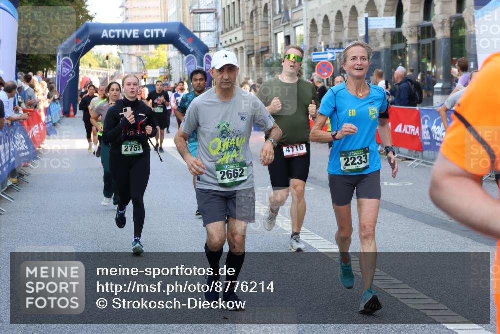 07.09.2025 - BARMER Alsterlauf Strokosch-Dieckow http://msf.ph/oto/8776214 07.09.2025 10:07:46 Ziel 2465, 2723, 2782, 3041, 3134, 3192, 3244, 3493, 3740, 3797, 3844, 4124, 4256, 5053, 5140, 5404, 5520, 5902, 5986, 6099, 6100, 6167, 8345 meine-sportfotos.de