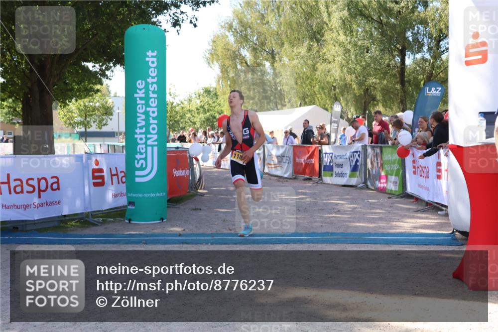 07.09.2025 - 19. Norderstedt Triathlon Zöllner http://msf.ph/oto/8776237 07.09.2025 11:58:12 Ziel 1179, 1186 meine-sportfotos.de