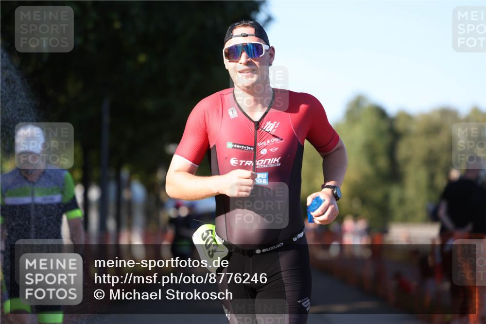 07.09.2025 - 19. Norderstedt Triathlon Michael Strokosch http://msf.ph/oto/8776246 07.09.2025 16:46:35 Laufen 397, 503, 1087, 1616 meine-sportfotos.de