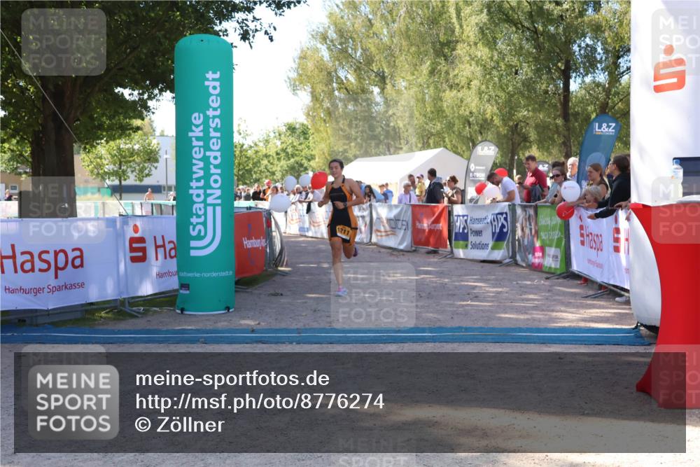 07.09.2025 - 19. Norderstedt Triathlon Zöllner http://msf.ph/oto/8776274 07.09.2025 11:58:17 Ziel 1179, 1186, 1211 meine-sportfotos.de