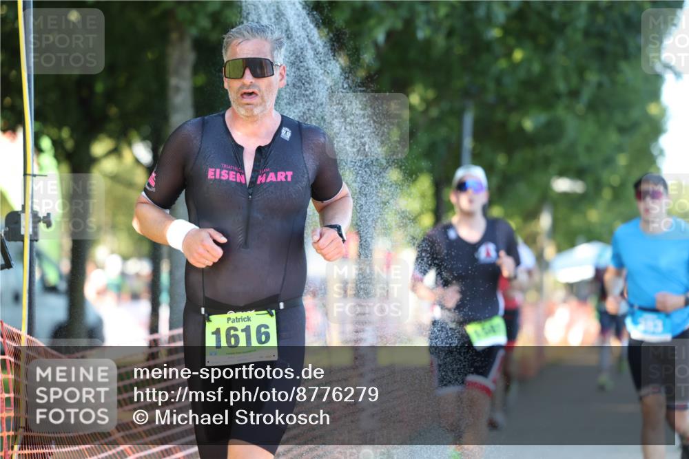07.09.2025 - 19. Norderstedt Triathlon Michael Strokosch http://msf.ph/oto/8776279 07.09.2025 16:46:43 Laufen 383, 894, 946, 1087, 1581, 1611, 1616 meine-sportfotos.de