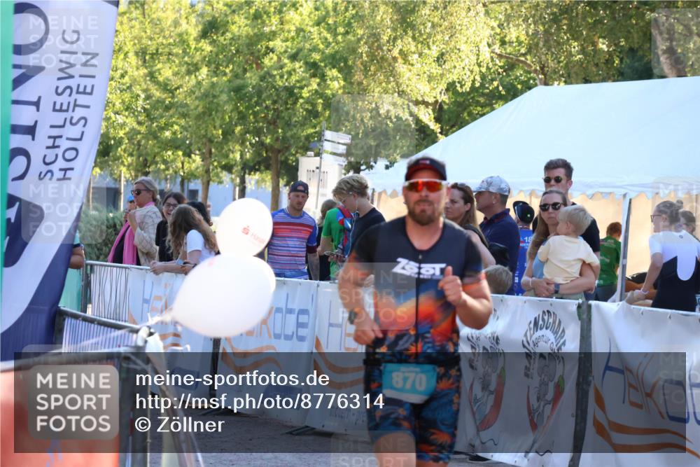 07.09.2025 - 19. Norderstedt Triathlon Zöllner http://msf.ph/oto/8776314 07.09.2025 17:07:42 Ziel 870 meine-sportfotos.de