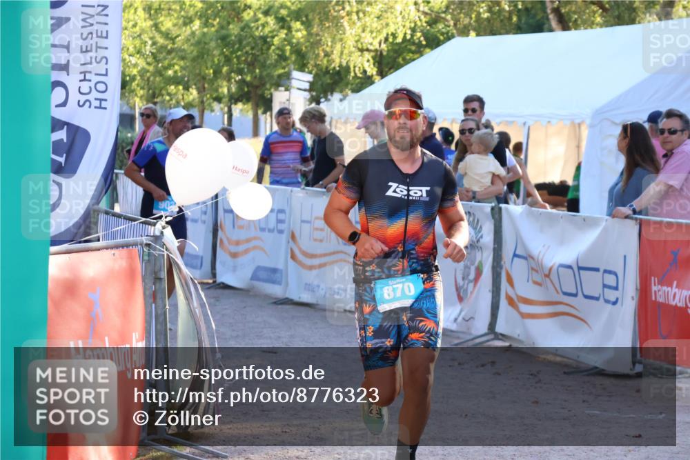 07.09.2025 - 19. Norderstedt Triathlon Zöllner http://msf.ph/oto/8776323 07.09.2025 17:07:43 Ziel 870 meine-sportfotos.de