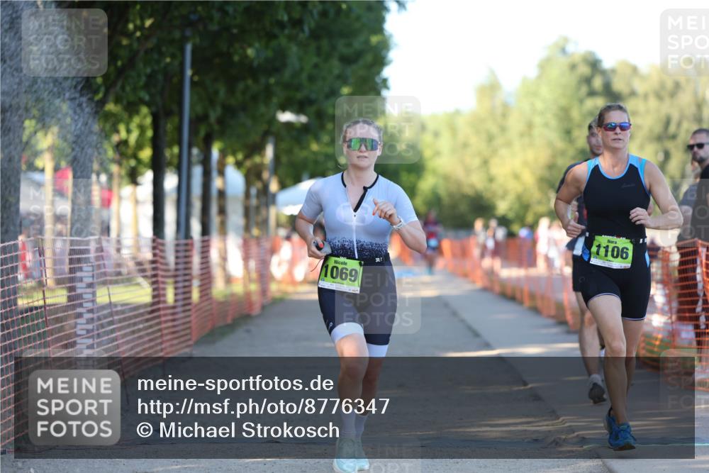 07.09.2025 - 19. Norderstedt Triathlon Michael Strokosch http://msf.ph/oto/8776347 07.09.2025 16:46:55 Laufen 940, 1069, 1106 meine-sportfotos.de
