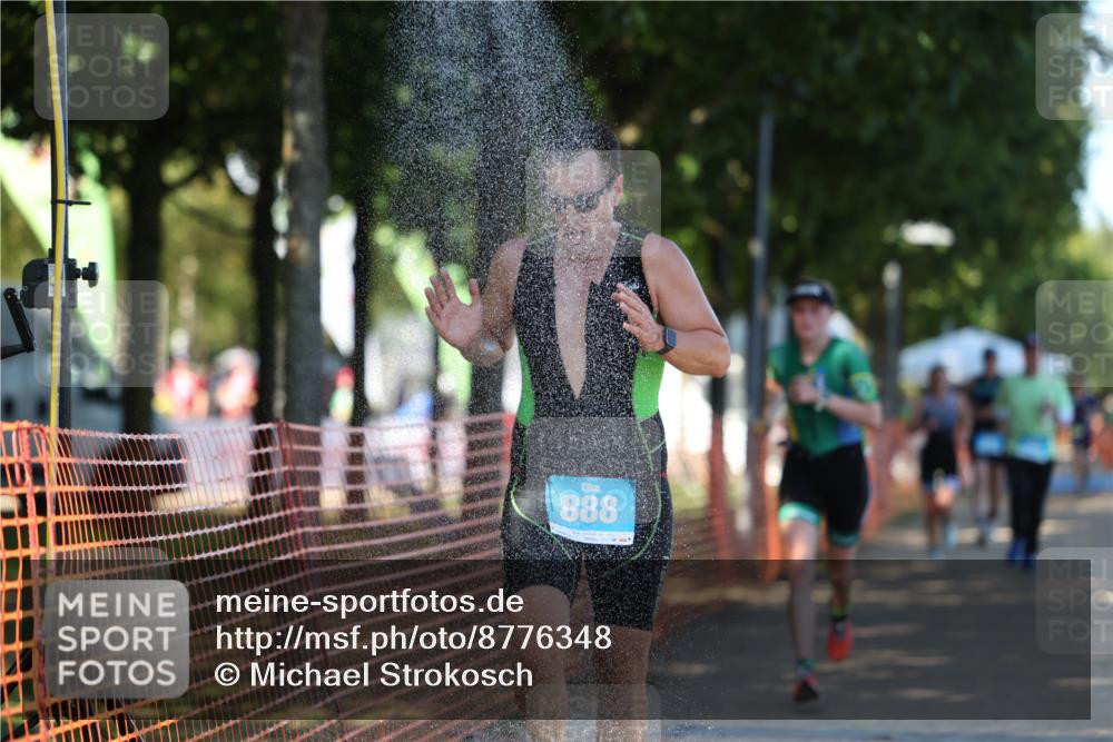 07.09.2025 - 19. Norderstedt Triathlon Michael Strokosch http://msf.ph/oto/8776348 07.09.2025 15:48:03 Laufen 452, 888, 905, 1507, 1508 meine-sportfotos.de
