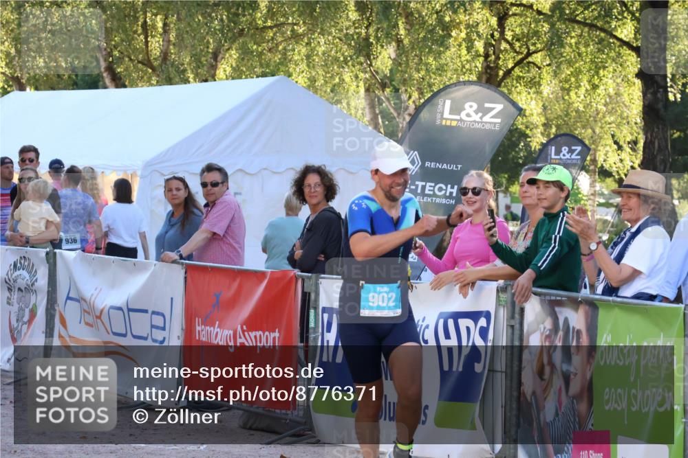 07.09.2025 - 19. Norderstedt Triathlon Zöllner http://msf.ph/oto/8776371 07.09.2025 17:07:46 Ziel 870, 902 meine-sportfotos.de