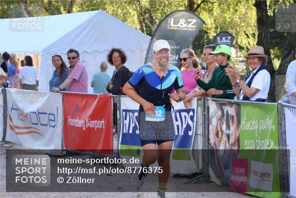 07.09.2025 - 19. Norderstedt Triathlon Zöllner http://msf.ph/oto/8776375 07.09.2025 17:07:47 Ziel 870, 902 meine-sportfotos.de