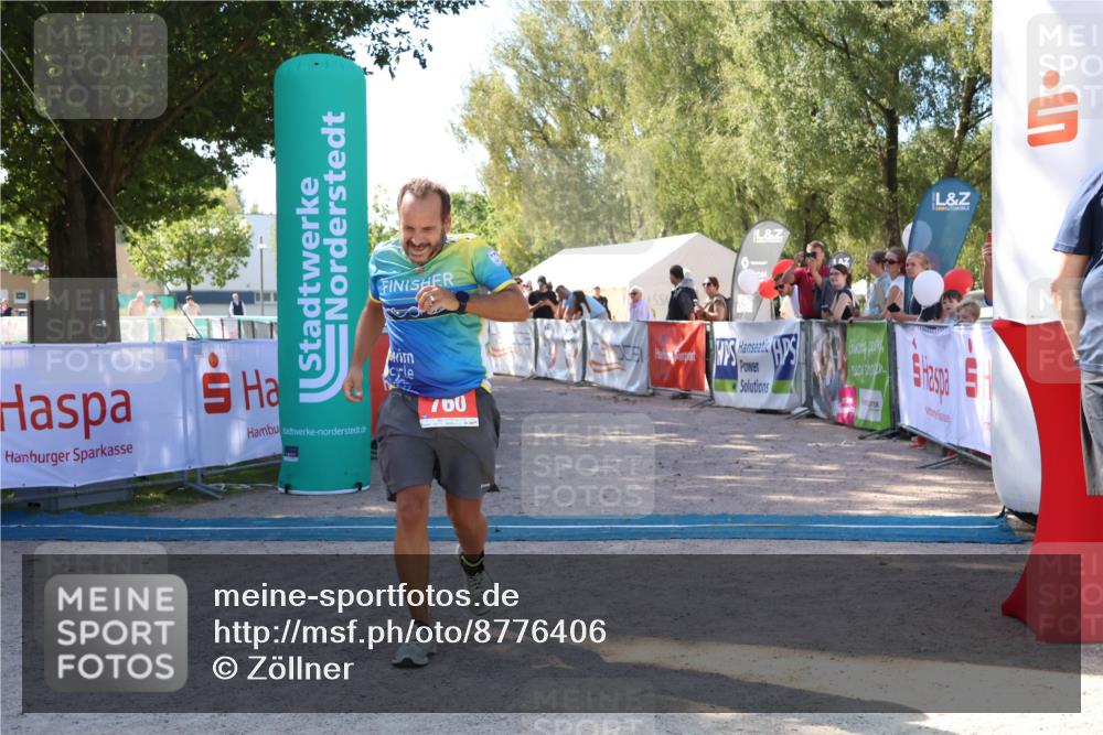 07.09.2025 - 19. Norderstedt Triathlon Zöllner http://msf.ph/oto/8776406 07.09.2025 11:59:41 Ziel 760 meine-sportfotos.de