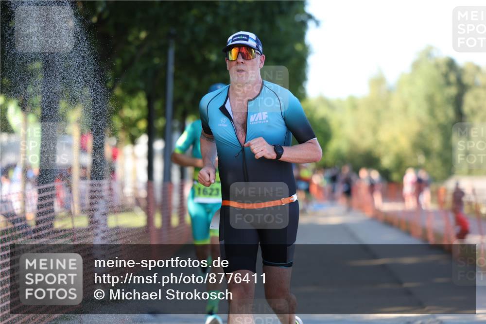 07.09.2025 - 19. Norderstedt Triathlon Michael Strokosch http://msf.ph/oto/8776411 07.09.2025 16:47:39 Laufen 409, 890, 1623, 1628 meine-sportfotos.de