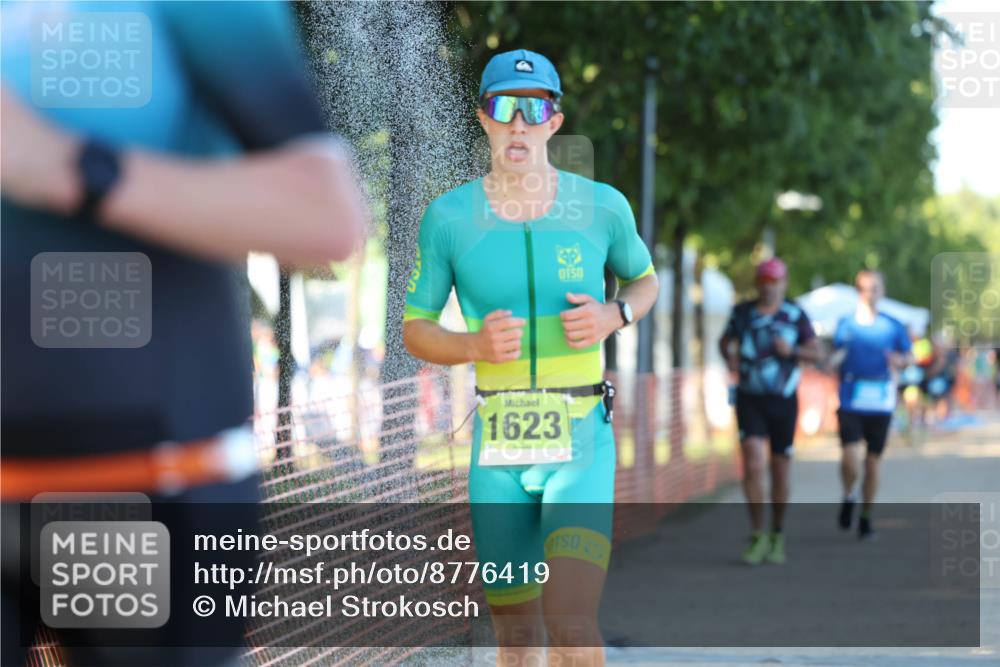 07.09.2025 - 19. Norderstedt Triathlon Michael Strokosch http://msf.ph/oto/8776419 07.09.2025 16:47:40 Laufen 409, 890, 1623, 1628 meine-sportfotos.de