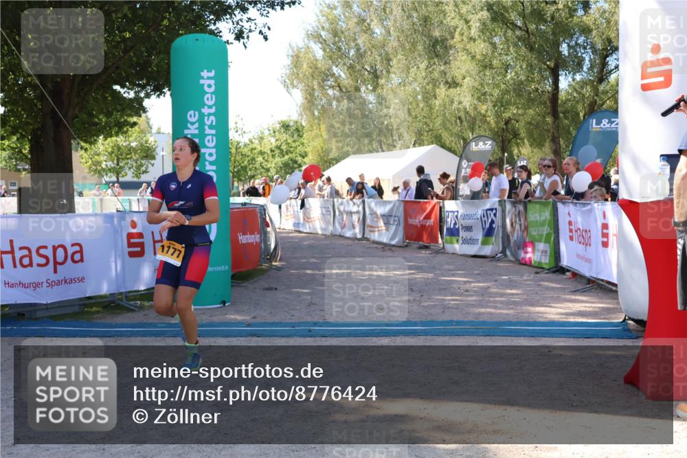 07.09.2025 - 19. Norderstedt Triathlon Zöllner http://msf.ph/oto/8776424 07.09.2025 12:00:00 Ziel 1177 meine-sportfotos.de