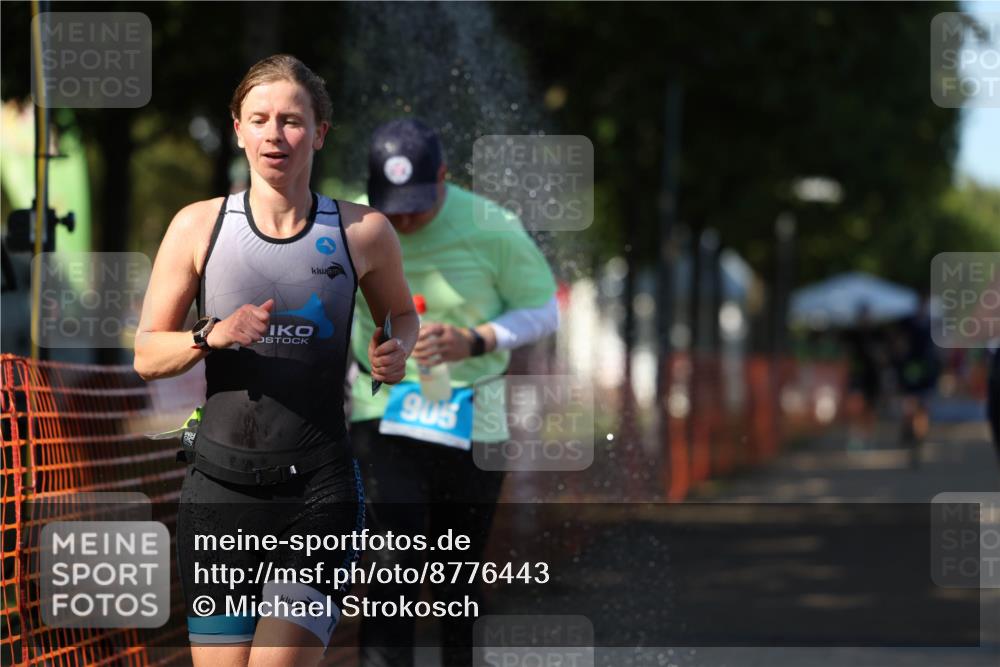 07.09.2025 - 19. Norderstedt Triathlon Michael Strokosch http://msf.ph/oto/8776443 07.09.2025 15:48:10 Laufen 365, 452, 905, 1511 meine-sportfotos.de
