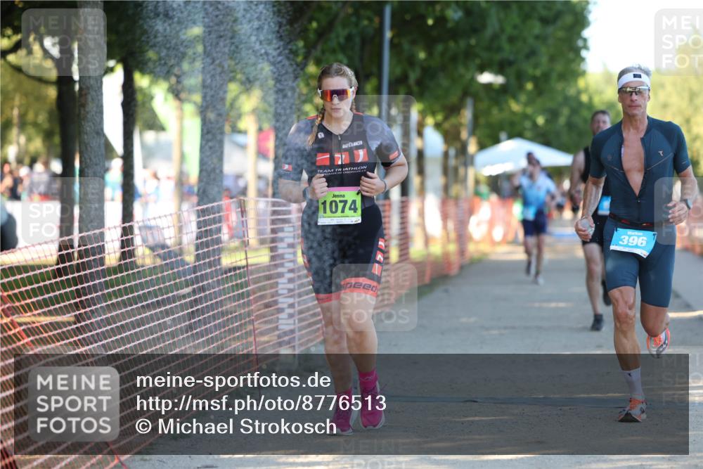 07.09.2025 - 19. Norderstedt Triathlon Michael Strokosch http://msf.ph/oto/8776513 07.09.2025 16:48:02 Laufen 396, 889, 903, 910, 932, 947, 1074 meine-sportfotos.de