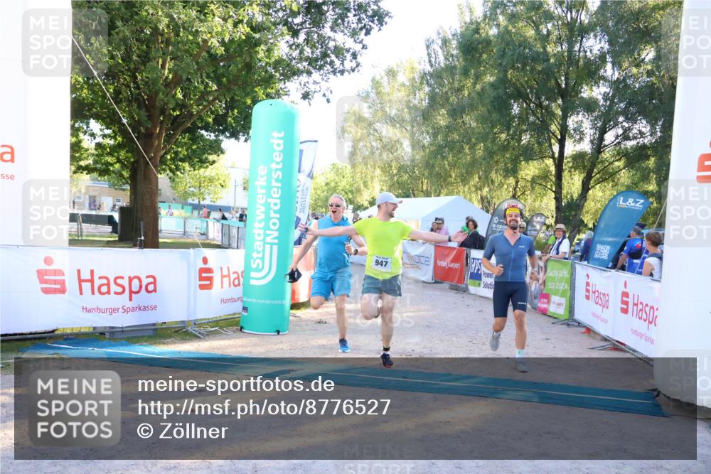 07.09.2025 - 19. Norderstedt Triathlon Zöllner http://msf.ph/oto/8776527 07.09.2025 17:09:05 Ziel 947 meine-sportfotos.de