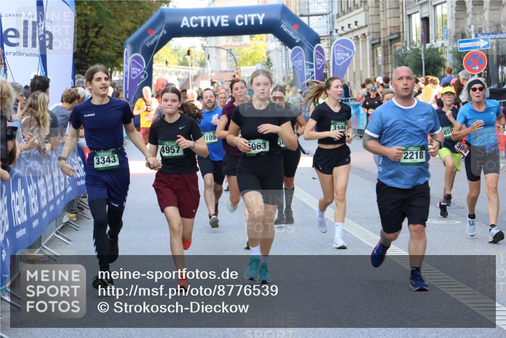 07.09.2025 - BARMER Alsterlauf Strokosch-Dieckow http://msf.ph/oto/8776539 07.09.2025 10:07:31 Ziel 2292, 2315, 2965, 3063, 3244, 3473, 3797, 3837, 3844, 4124, 4256, 4610, 4771, 4860, 5173, 5190, 5212, 5315, 5402, 5475, 5520, 5935, 5939, 6100, 6146, 6167, 6219, 6343 meine-sportfotos.de