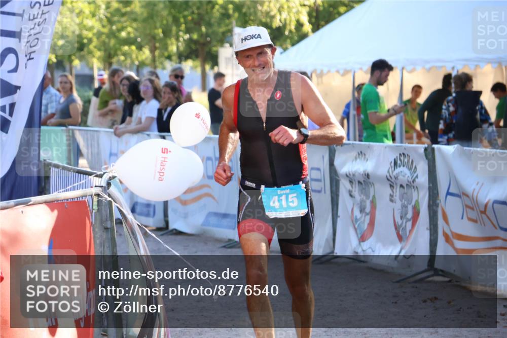 07.09.2025 - 19. Norderstedt Triathlon Zöllner http://msf.ph/oto/8776540 07.09.2025 17:10:00 Ziel 415 meine-sportfotos.de