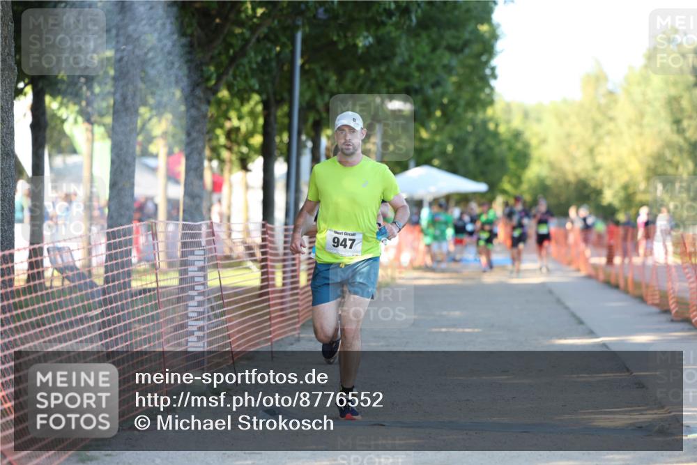 07.09.2025 - 19. Norderstedt Triathlon Michael Strokosch http://msf.ph/oto/8776552 07.09.2025 16:48:08 Laufen 889, 903, 947, 1618 meine-sportfotos.de