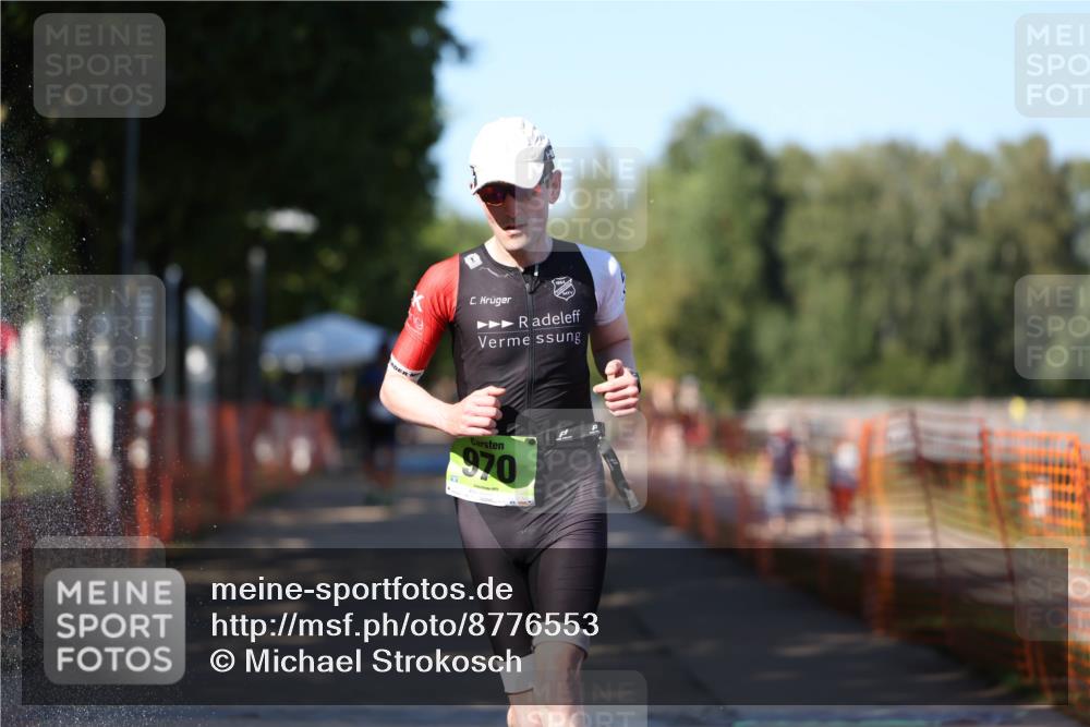 07.09.2025 - 19. Norderstedt Triathlon Michael Strokosch http://msf.ph/oto/8776553 07.09.2025 15:48:28 Laufen 1404 meine-sportfotos.de