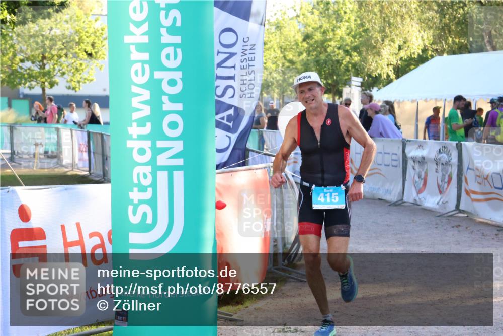 07.09.2025 - 19. Norderstedt Triathlon Zöllner http://msf.ph/oto/8776557 07.09.2025 17:10:01 Ziel 415 meine-sportfotos.de