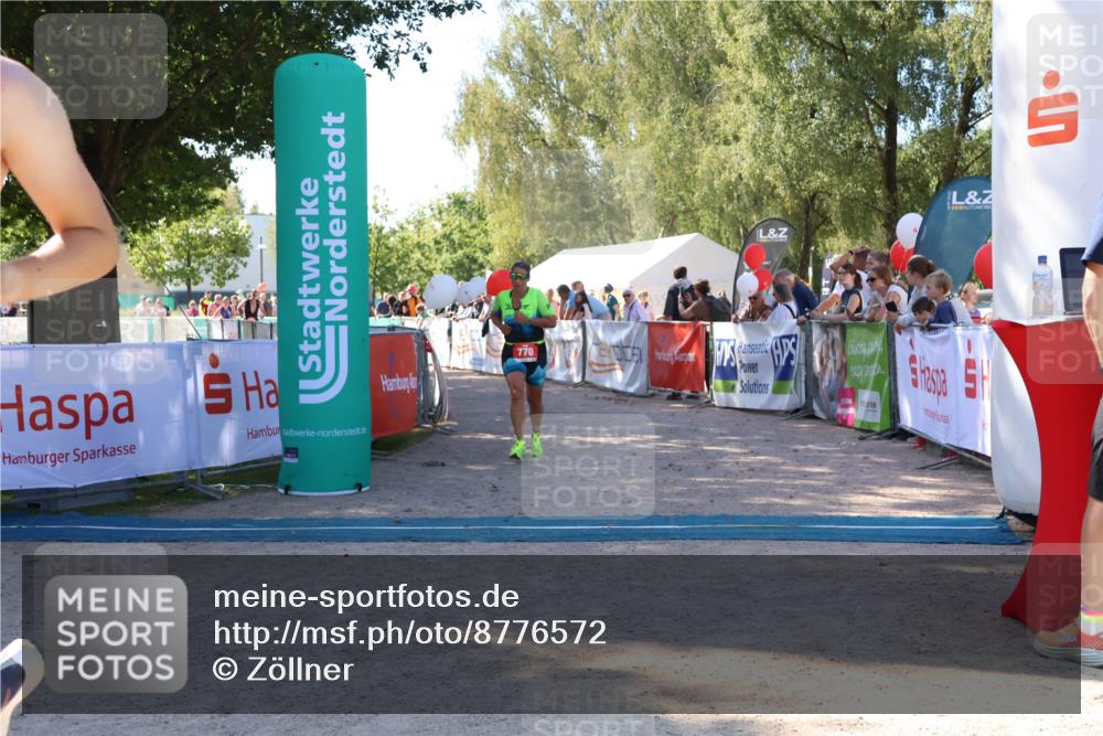 07.09.2025 - 19. Norderstedt Triathlon Zöllner http://msf.ph/oto/8776572 07.09.2025 12:01:53 Ziel 770, 1208 meine-sportfotos.de