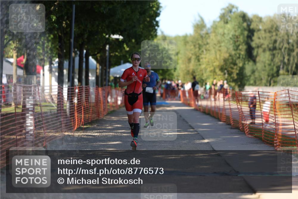 07.09.2025 - 19. Norderstedt Triathlon Michael Strokosch http://msf.ph/oto/8776573 07.09.2025 15:48:32 Laufen 382, 1404 meine-sportfotos.de