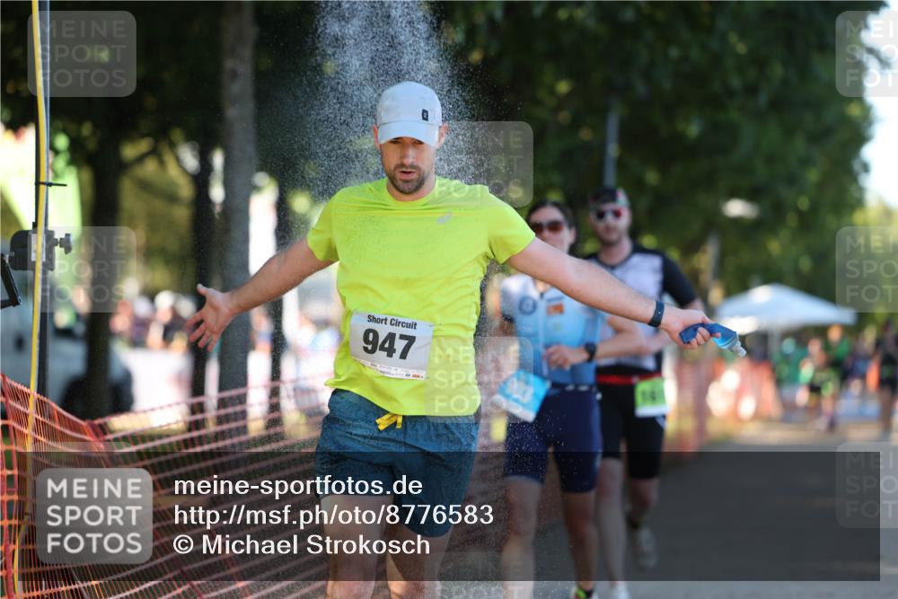 07.09.2025 - 19. Norderstedt Triathlon Michael Strokosch http://msf.ph/oto/8776583 07.09.2025 16:48:10 Laufen 889, 903, 947, 1618 meine-sportfotos.de