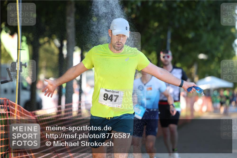 07.09.2025 - 19. Norderstedt Triathlon Michael Strokosch http://msf.ph/oto/8776587 07.09.2025 16:48:10 Laufen 889, 903, 947, 1618 meine-sportfotos.de