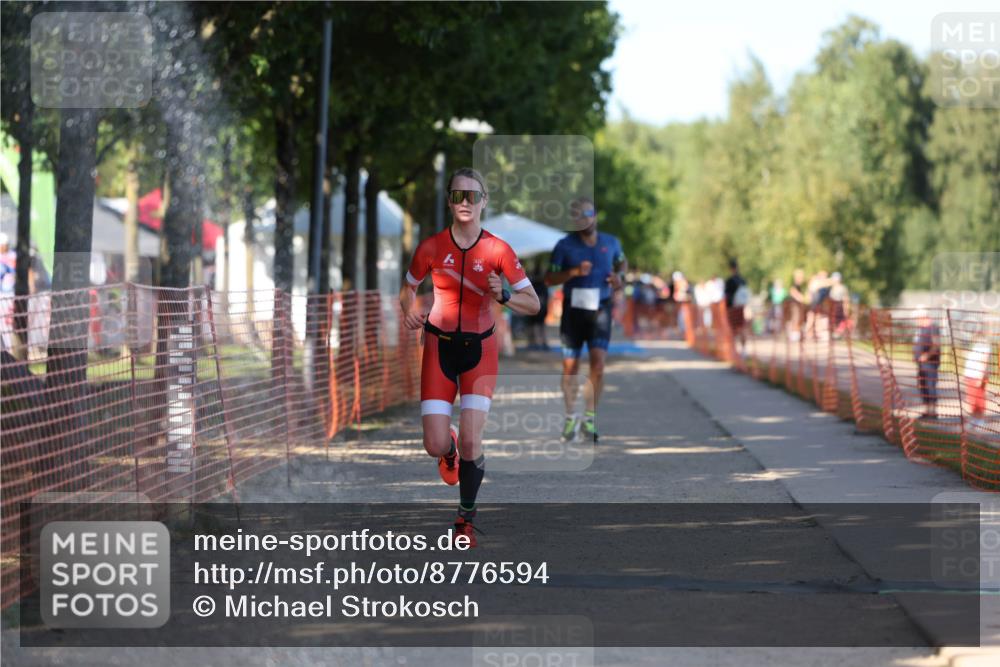 07.09.2025 - 19. Norderstedt Triathlon Michael Strokosch http://msf.ph/oto/8776594 07.09.2025 15:48:33 Laufen 382, 1404 meine-sportfotos.de