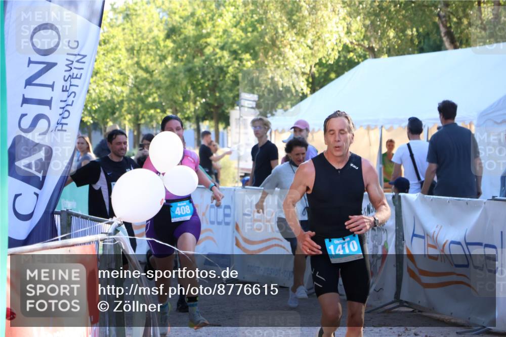 07.09.2025 - 19. Norderstedt Triathlon Zöllner http://msf.ph/oto/8776615 07.09.2025 17:11:03 Ziel 408, 945, 1410 meine-sportfotos.de