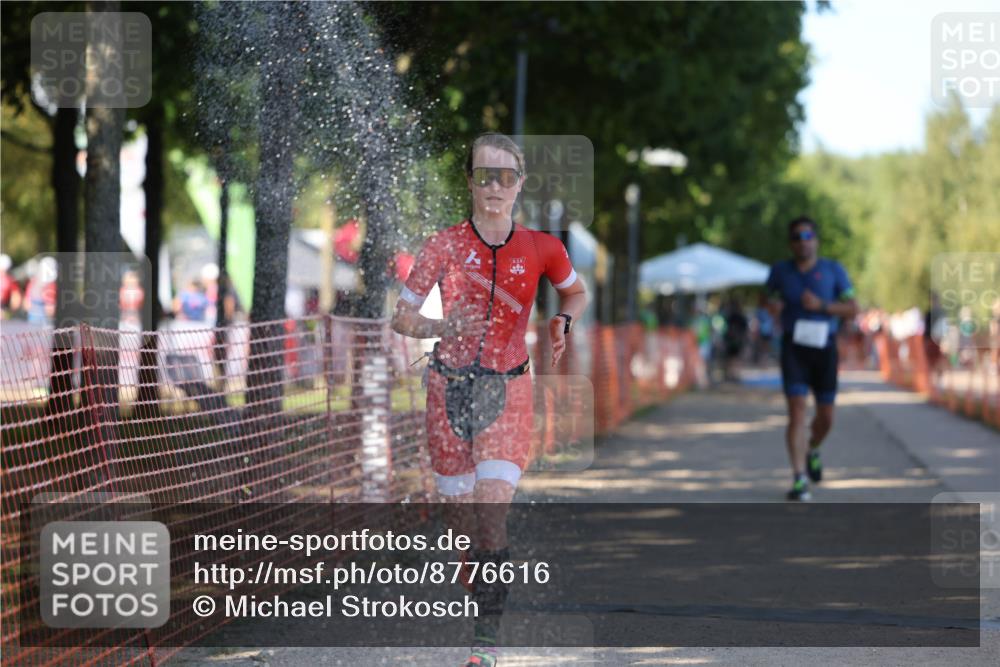 07.09.2025 - 19. Norderstedt Triathlon Michael Strokosch http://msf.ph/oto/8776616 07.09.2025 15:48:34 Laufen 382, 1404 meine-sportfotos.de