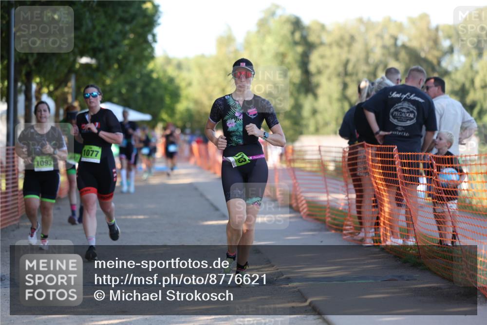 07.09.2025 - 19. Norderstedt Triathlon Michael Strokosch http://msf.ph/oto/8776621 07.09.2025 16:48:22 Laufen 414, 1077, 1093, 1613 meine-sportfotos.de