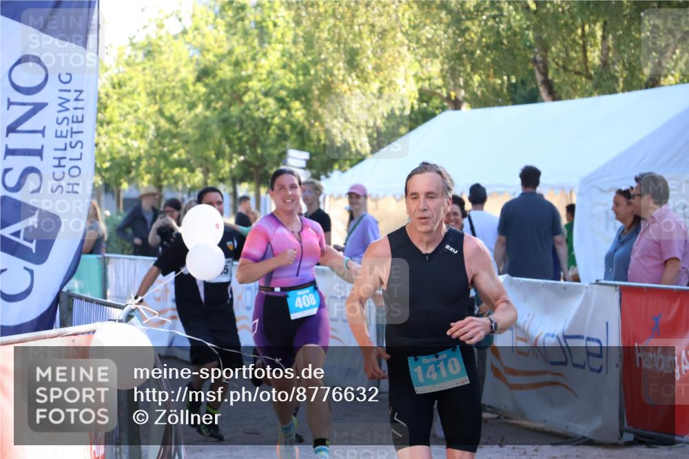 07.09.2025 - 19. Norderstedt Triathlon Zöllner http://msf.ph/oto/8776632 07.09.2025 17:11:03 Ziel 408, 945, 1410 meine-sportfotos.de