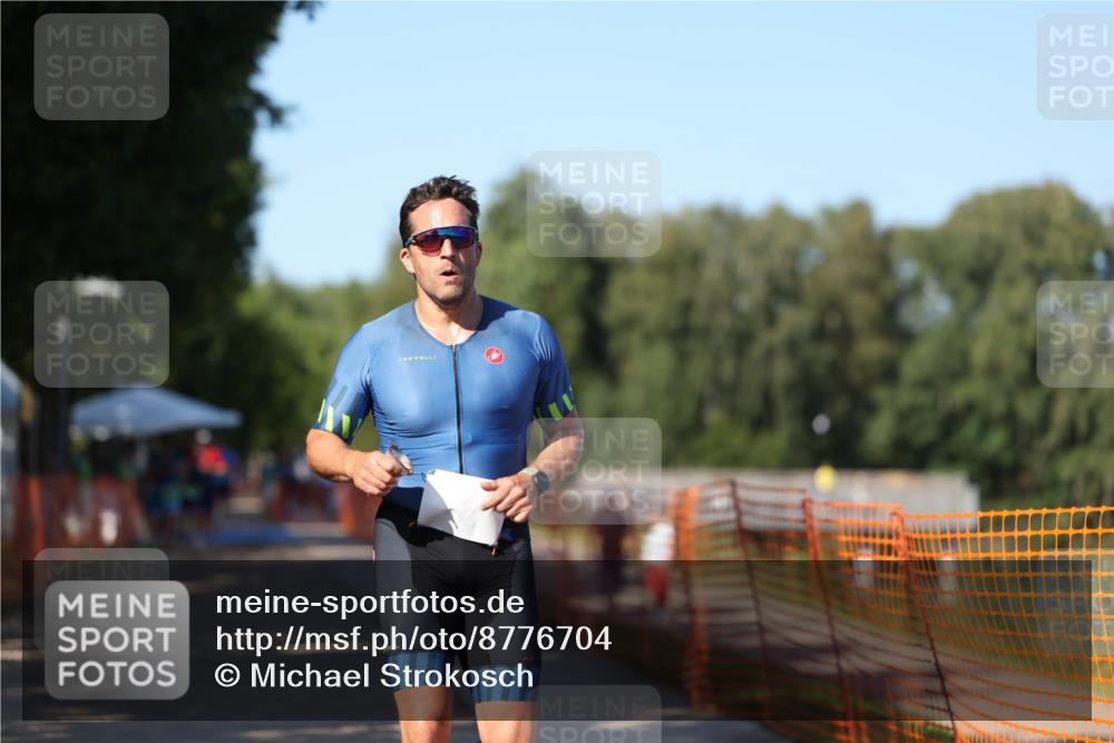07.09.2025 - 19. Norderstedt Triathlon Michael Strokosch http://msf.ph/oto/8776704 07.09.2025 15:48:39 Laufen 382 meine-sportfotos.de