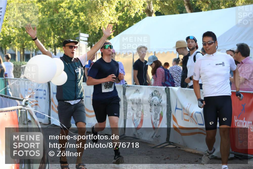 07.09.2025 - 19. Norderstedt Triathlon Zöllner http://msf.ph/oto/8776718 07.09.2025 17:11:24 Ziel 955 meine-sportfotos.de