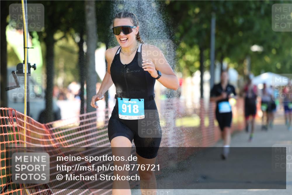 07.09.2025 - 19. Norderstedt Triathlon Michael Strokosch http://msf.ph/oto/8776721 07.09.2025 16:48:33 Laufen 414, 886, 918, 1455, 1575, 1589 meine-sportfotos.de