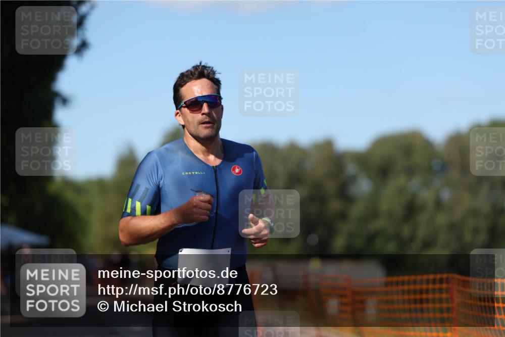 07.09.2025 - 19. Norderstedt Triathlon Michael Strokosch http://msf.ph/oto/8776723 07.09.2025 15:48:40 Laufen 382 meine-sportfotos.de