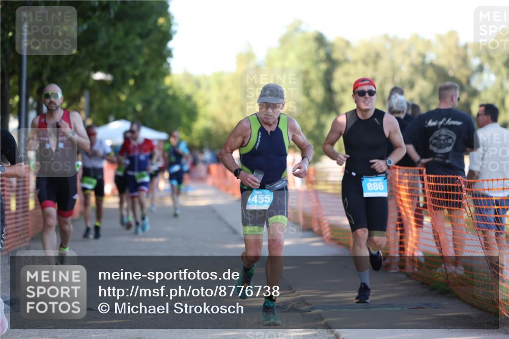 07.09.2025 - 19. Norderstedt Triathlon Michael Strokosch http://msf.ph/oto/8776738 07.09.2025 16:48:36 Laufen 886, 918, 923, 1103, 1455, 1575, 1589 meine-sportfotos.de