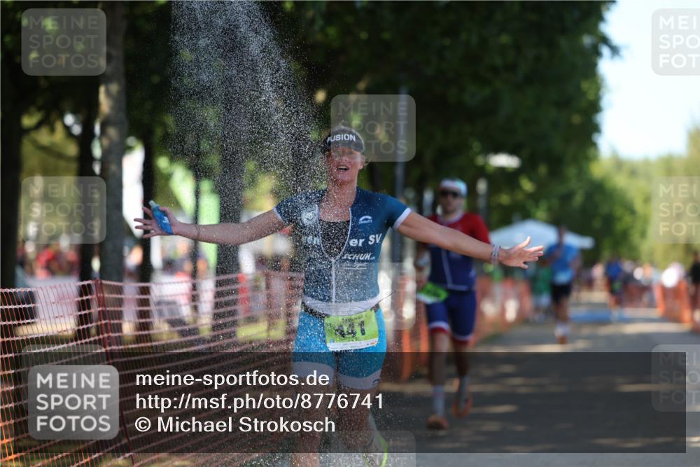 07.09.2025 - 19. Norderstedt Triathlon Michael Strokosch http://msf.ph/oto/8776741 07.09.2025 15:48:50 Laufen 441, 1408, 1496 meine-sportfotos.de