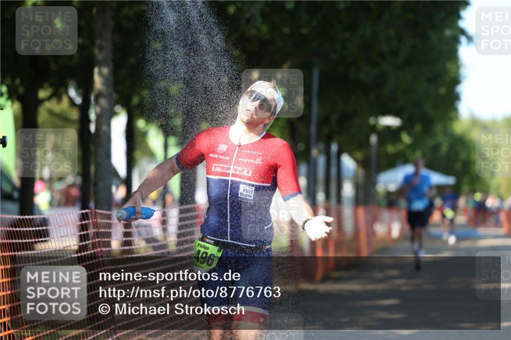 07.09.2025 - 19. Norderstedt Triathlon Michael Strokosch http://msf.ph/oto/8776763 07.09.2025 15:48:52 Laufen 441, 1408, 1496 meine-sportfotos.de