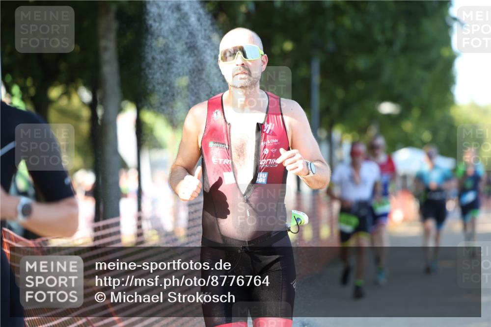 07.09.2025 - 19. Norderstedt Triathlon Michael Strokosch http://msf.ph/oto/8776764 07.09.2025 16:48:38 Laufen 886, 923, 938, 1103, 1455, 1575, 1589 meine-sportfotos.de
