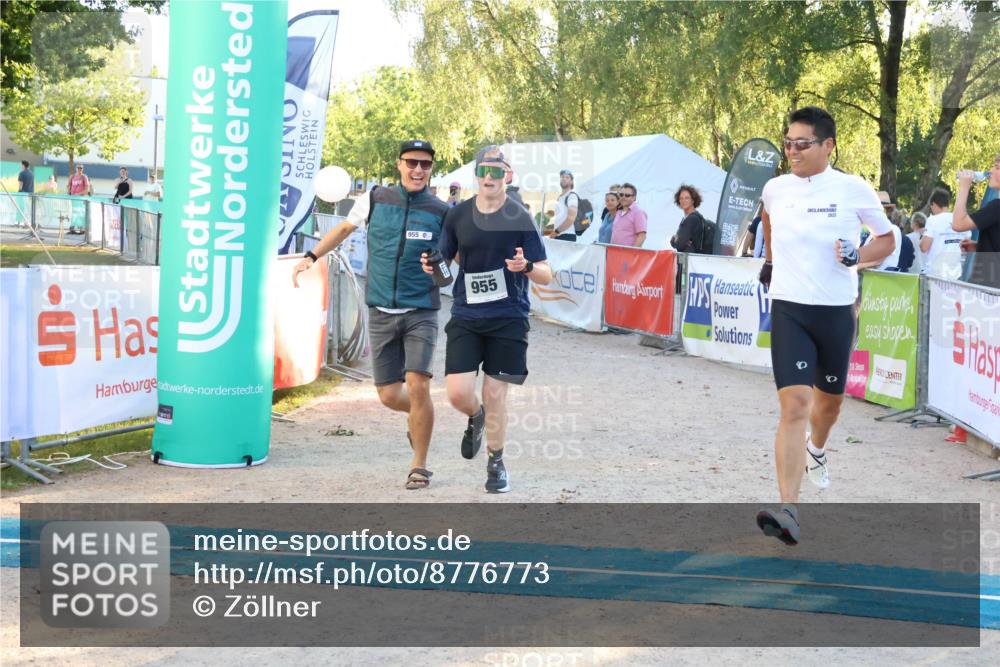 07.09.2025 - 19. Norderstedt Triathlon Zöllner http://msf.ph/oto/8776773 07.09.2025 17:11:28 Ziel 955 meine-sportfotos.de