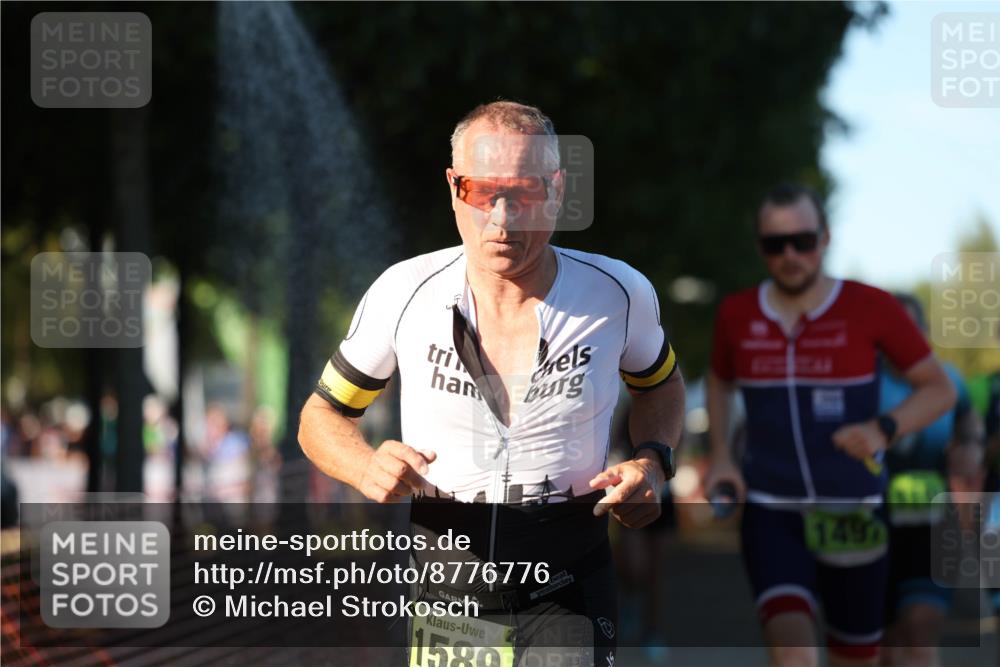 07.09.2025 - 19. Norderstedt Triathlon Michael Strokosch http://msf.ph/oto/8776776 07.09.2025 16:48:42 Laufen 923, 938, 1103, 1589 meine-sportfotos.de