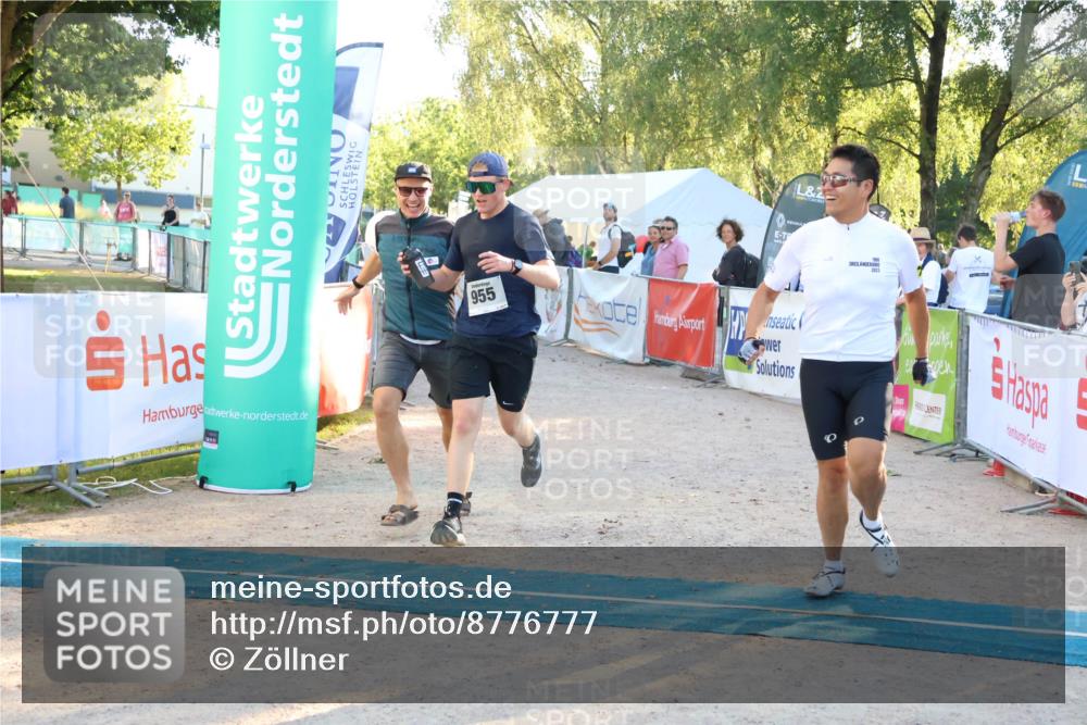 07.09.2025 - 19. Norderstedt Triathlon Zöllner http://msf.ph/oto/8776777 07.09.2025 17:11:28 Ziel 955 meine-sportfotos.de