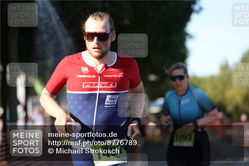 07.09.2025 - 19. Norderstedt Triathlon Michael Strokosch http://msf.ph/oto/8776789 07.09.2025 16:48:43 Laufen 923, 938, 1103, 1589 meine-sportfotos.de