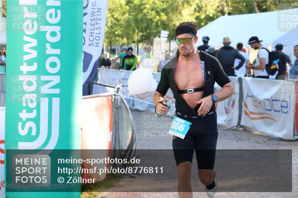 07.09.2025 - 19. Norderstedt Triathlon Zöllner http://msf.ph/oto/8776811 07.09.2025 17:11:45 Ziel 866 meine-sportfotos.de