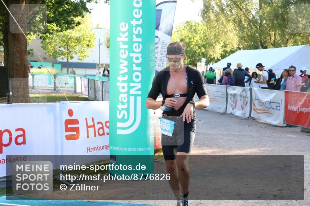 07.09.2025 - 19. Norderstedt Triathlon Zöllner http://msf.ph/oto/8776826 07.09.2025 17:11:45 Ziel 866 meine-sportfotos.de